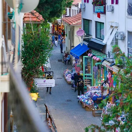 Center Kaş